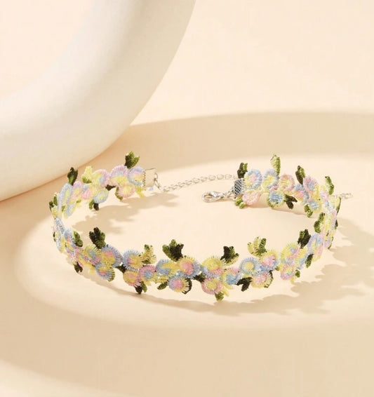 Cottagecore Bloom Choker
