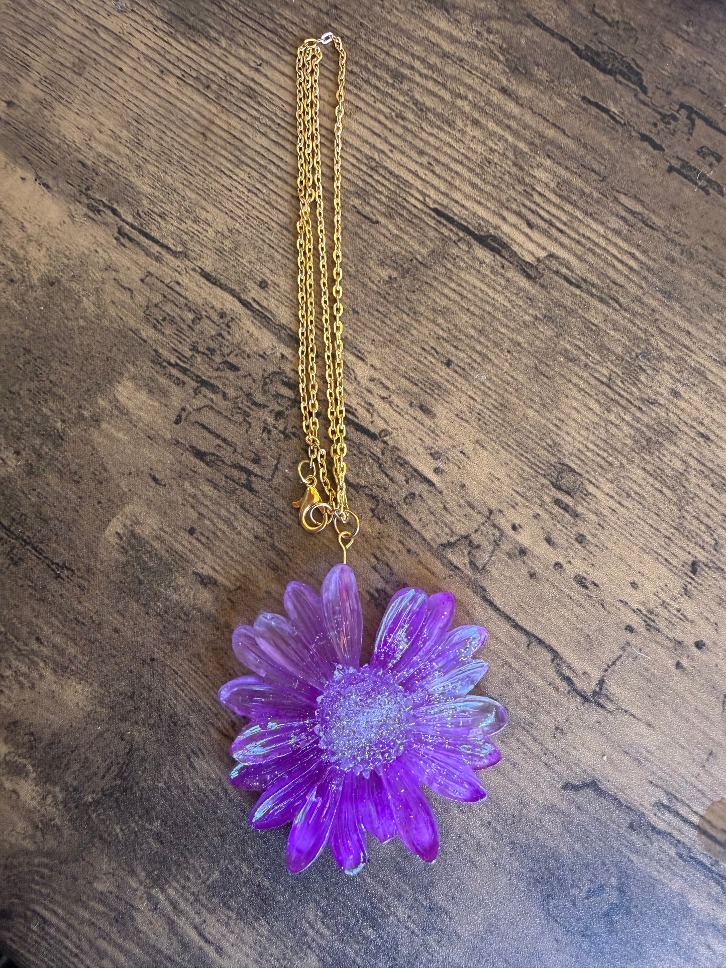 70s Boho Purple Flower Necklace